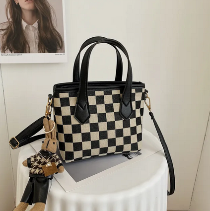 Sac à main tendance et spacieux